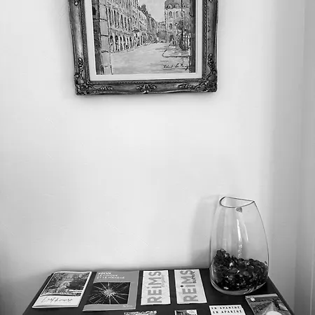 Le Grand Rockefeller Parvis De La Cathedrale De * رانس