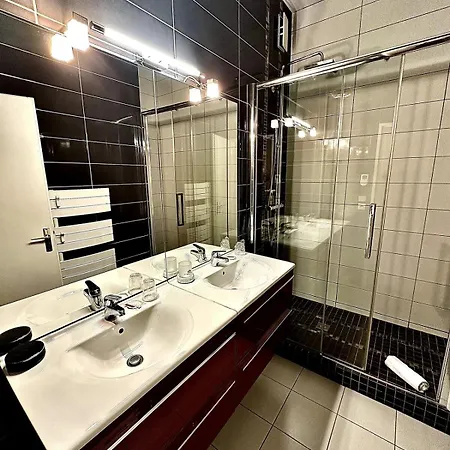 Le Grand Rockefeller Parvis De La Cathedrale De شقة