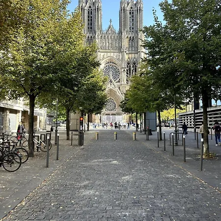 شقة Le Grand Rockefeller Parvis De La Cathedrale De *